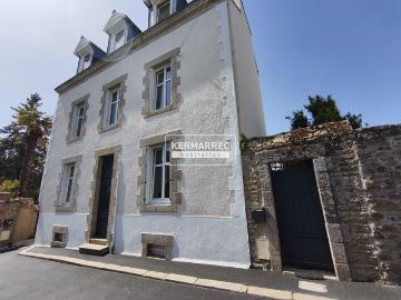 Maison 10 pièces 211 m²