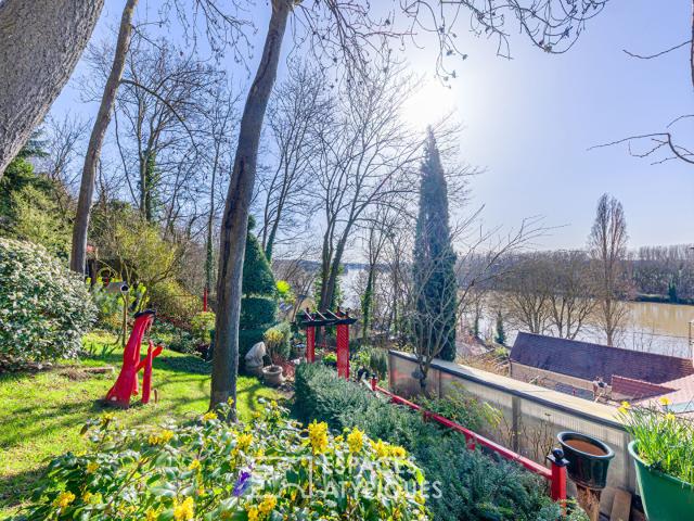 Maison 10 pièces 215 m²