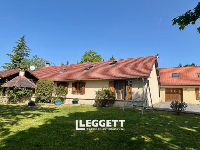 Maison 10 pièces 216 m²