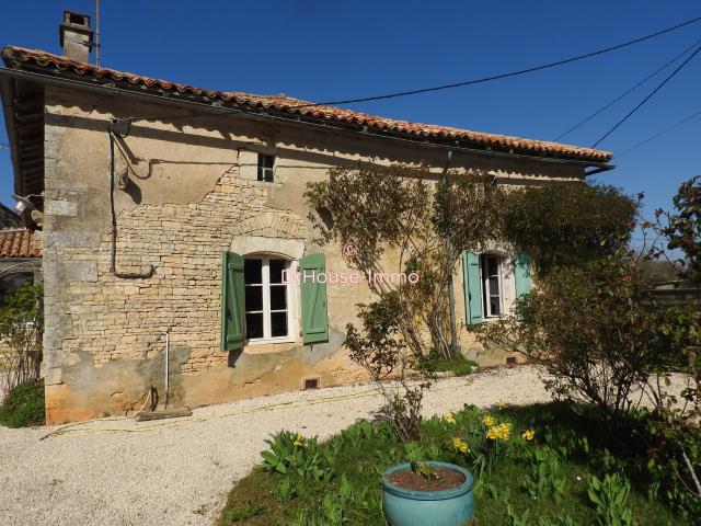 Maison 10 pièces 218 m²