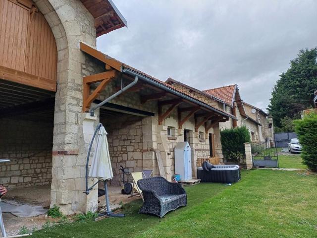 Maison 10 pièces 220 m²