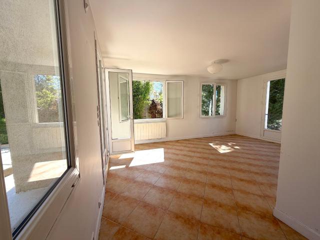 Maison 10 pièces 220 m²