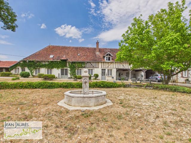 Maison 10 pièces 220 m²