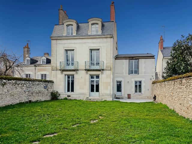 Maison 10 pièces 220 m²