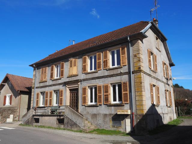 Maison 10 pièces 220 m²
