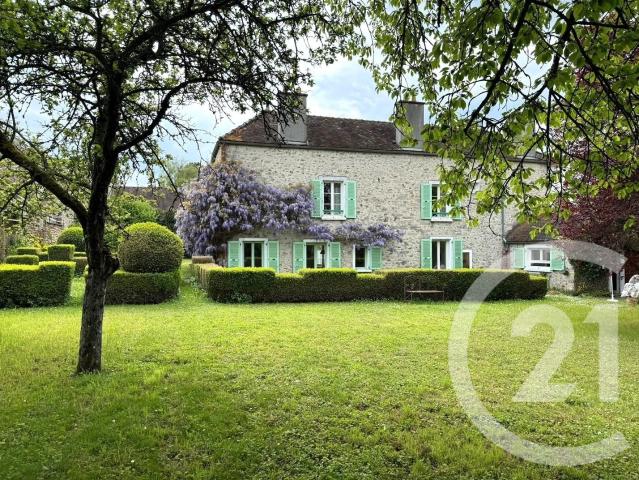 Maison 10 pièces 220 m²
