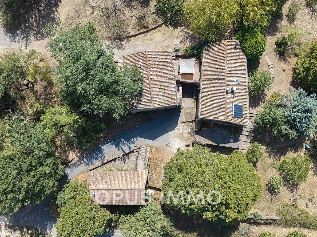 Maison 10 pièces 220 m²