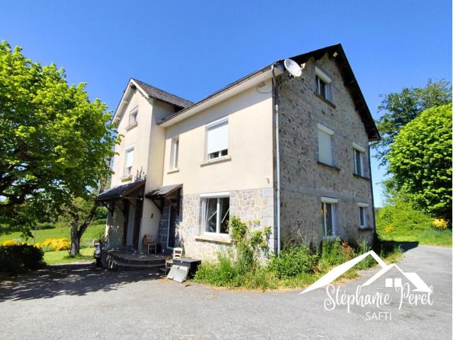 Maison 10 pièces 220 m²