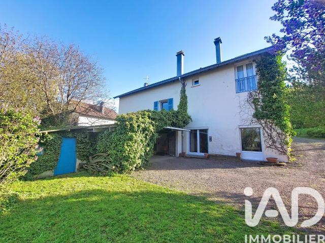 Maison 10 pièces 220 m²