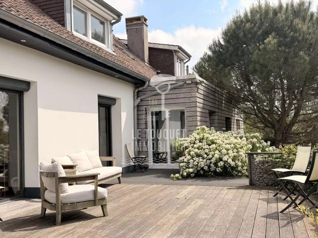 Maison 10 pièces 220 m²