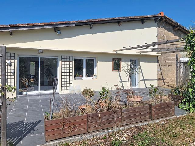 Maison 10 pièces 222 m²