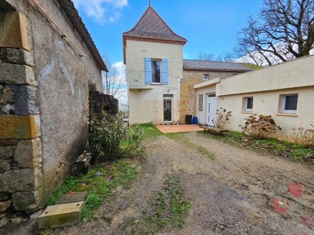 Maison 10 pièces 222 m²