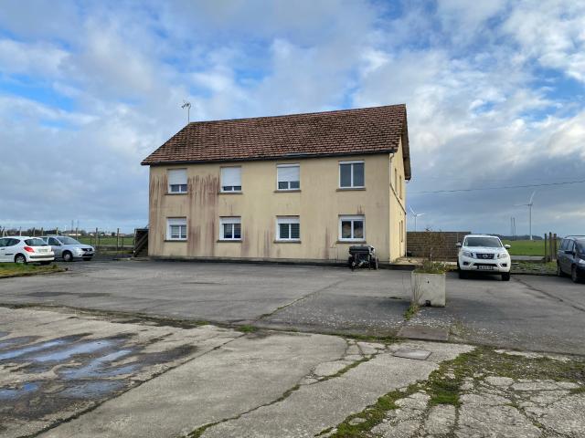 Maison 10 pièces 227 m²