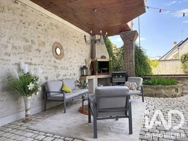 Maison 10 pièces 227 m²