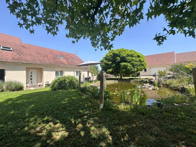 Maison 10 pièces 224 m²