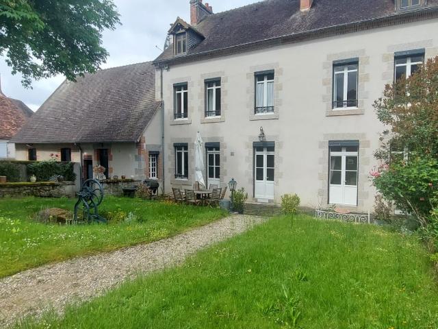 Maison 10 pièces 228 m²