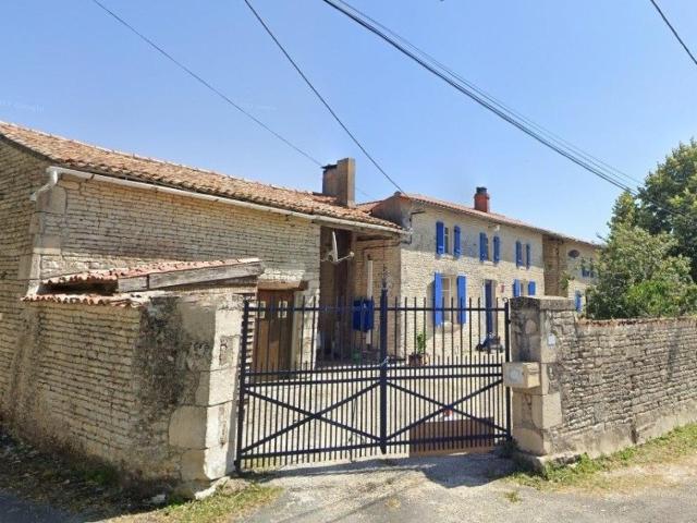 Maison 10 pièces 228 m²