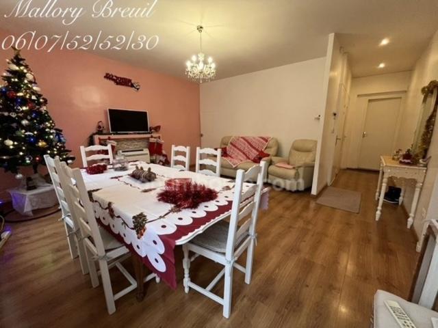Maison 10 pièces 228 m²