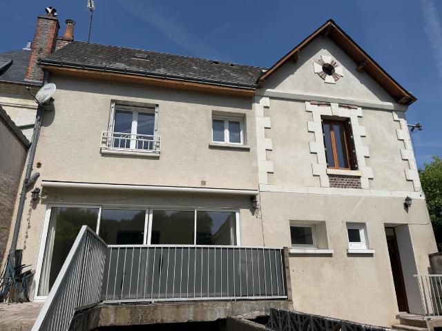 Maison 10 pièces 229 m²
