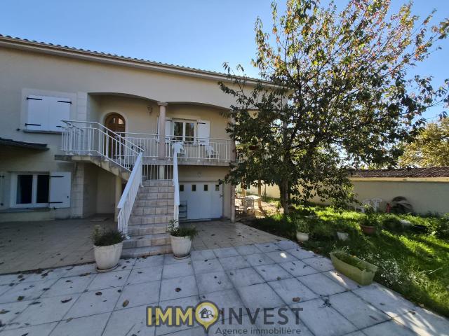 Maison 10 pièces 229 m²