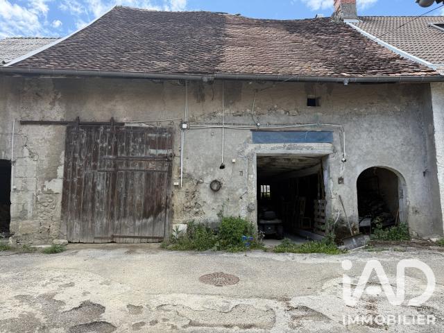 Maison 10 pièces 230 m²