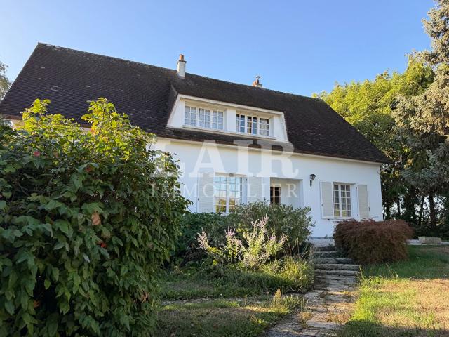 Maison 10 pièces 230 m²