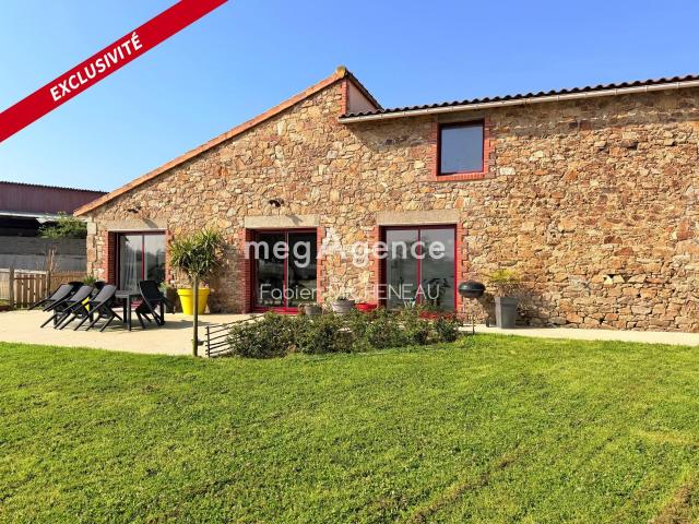 Maison 10 pièces 230 m²