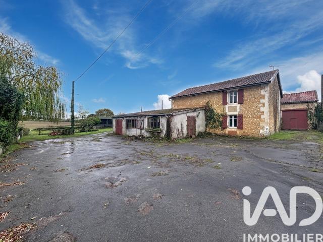 Maison 10 pièces 231 m²