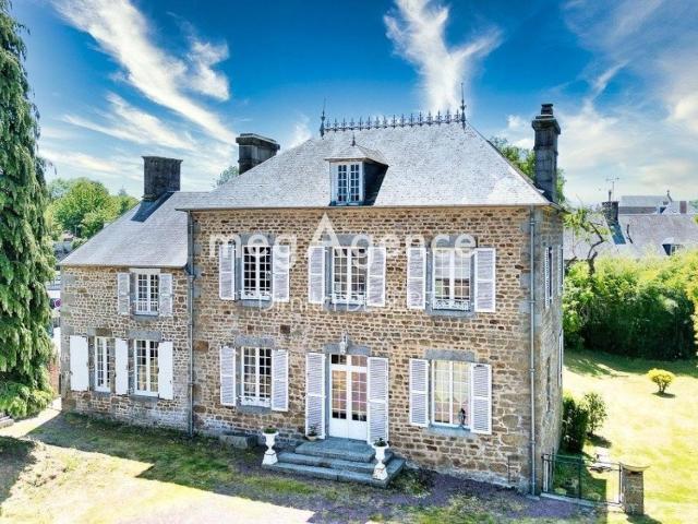 Maison 10 pièces 231 m²