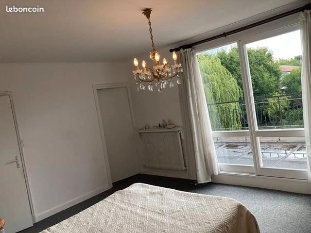 Maison 10 pièces 237 m²