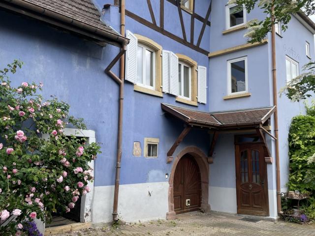 Maison 10 pièces 234 m²