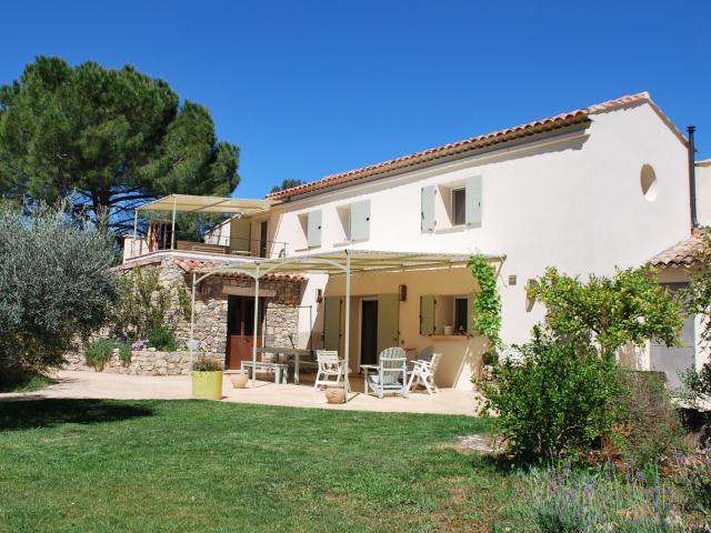 Maison 10 pièces 235 m²