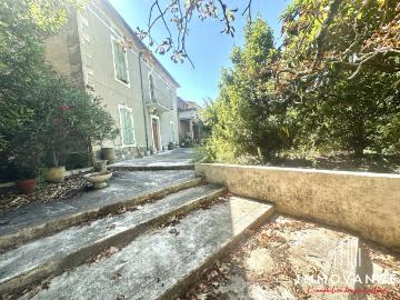 Maison 10 pièces 235 m²