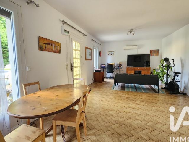 Maison 10 pièces 235 m²