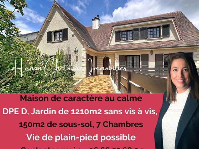 Maison 10 pièces 236 m²