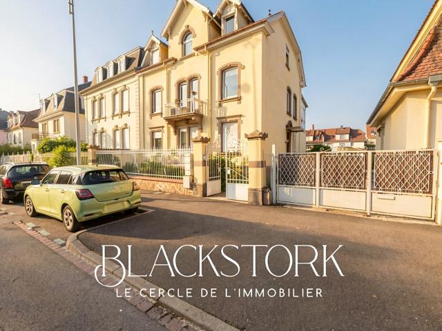 Maison 10 pièces 236 m²