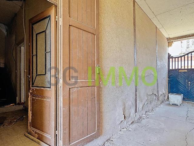 Maison 10 pièces 236 m²