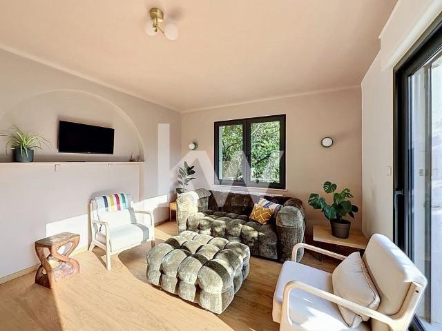 Maison 10 pièces 239 m²