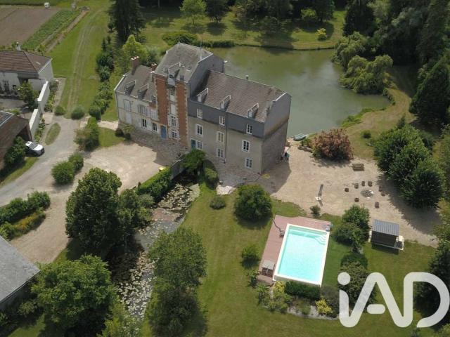Maison 10 pièces 343 m²