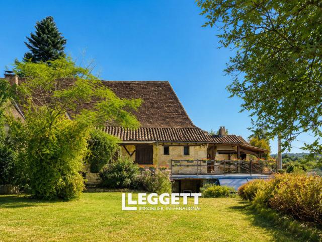 Maison 10 pièces 340 m²
