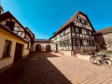 Maison 10 pièces 220 m²