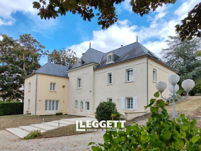 Maison 10 pièces 344 m²