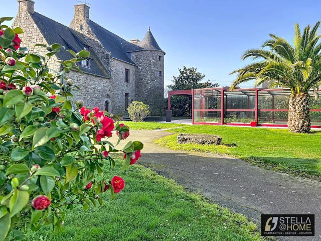 Maison 10 pièces 348 m²