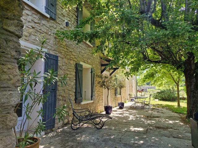 Maison 10 pièces 353 m²