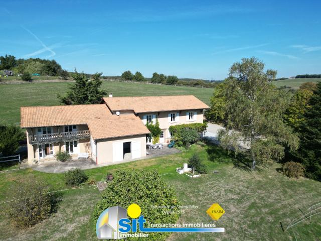 Maison 10 pièces 350 m²