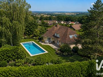 Maison 10 pièces 350 m²