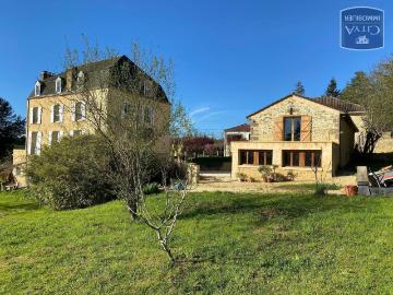Maison 10 pièces 350 m²