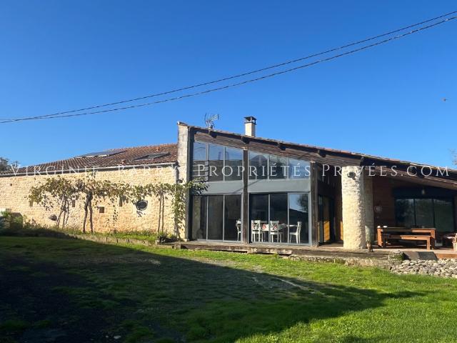 Maison 10 pièces 350 m²