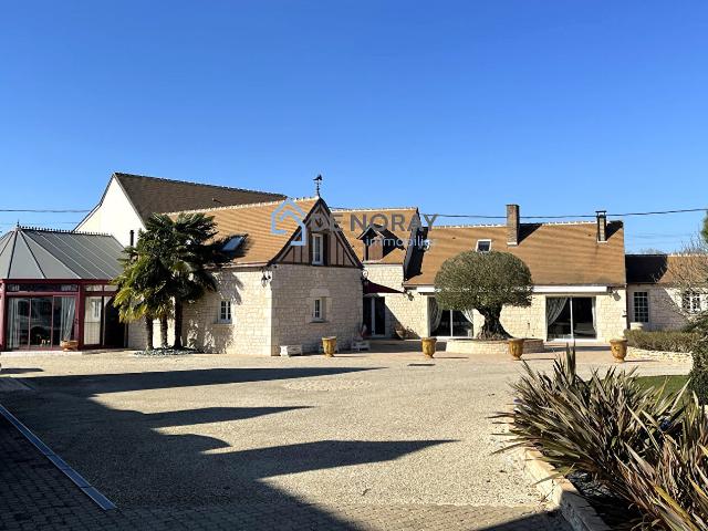 Maison 10 pièces 350 m²