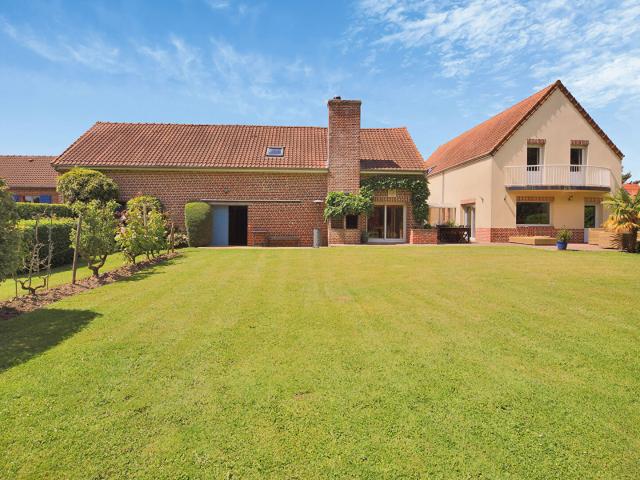 Maison 10 pièces 350 m²